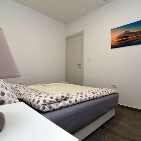 Apartment Paola Zadar